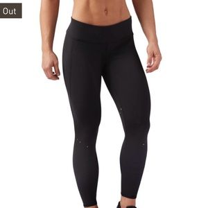 ❌SOLD❌ NWT Reebok Laser Cut Leggings